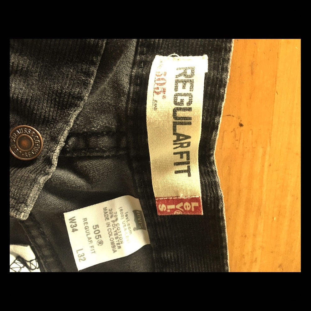 Men’s Levi’s Corduroy Pants